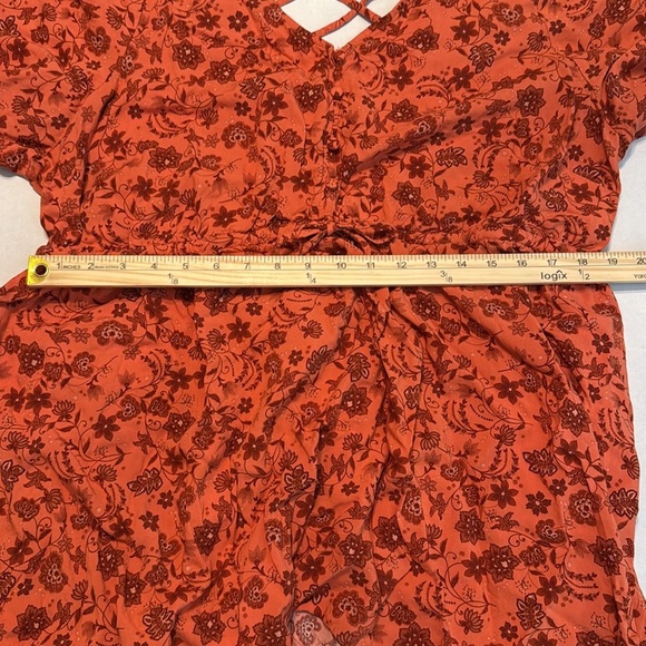 Torrid Babydoll Challis Sharkbite Flutter Sleeve Top Lulu Floral Ginger Size 2X - Picture 6 of 13